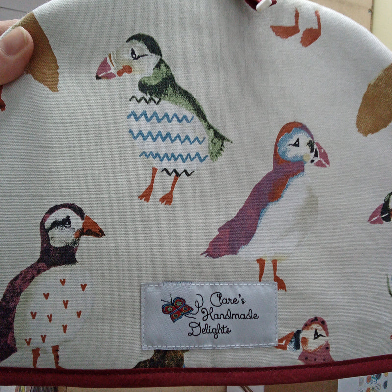 Tea cosy - Puffins fabric (medium size with Insul Bright® Insulated Wadding)