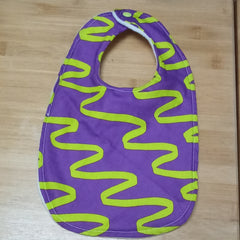 Traditional style bib - wiggly lines (2 colours available)