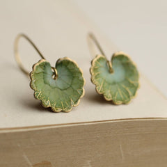 Leaf drop earrings (green or blue)