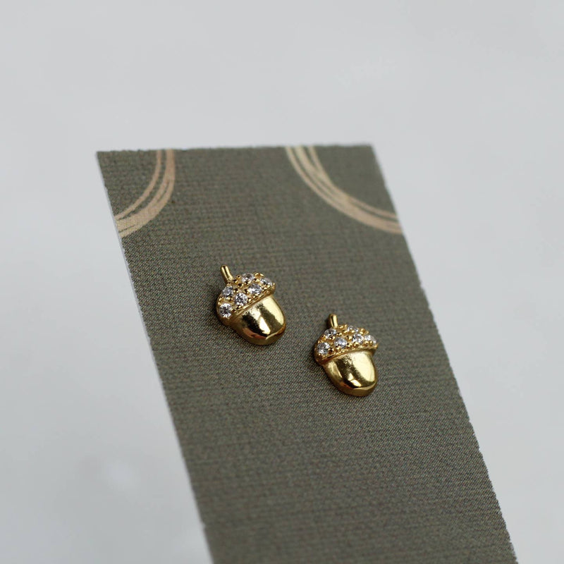Acorn stud earrings