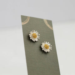 Sterling Silver Daisy stud earrings