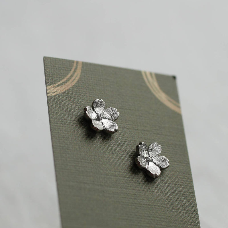 Forget-me-not sterling silver stud earrings