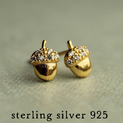 Acorn stud earrings