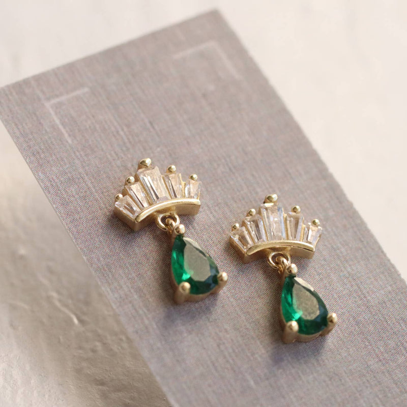 Emerald green gold vermeil crown stud earrings