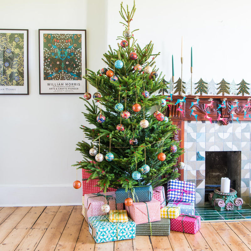 Paper garland - Colourful Reindeer (green & gold antlers)