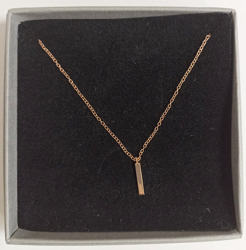Rose gold plated small bar necklace