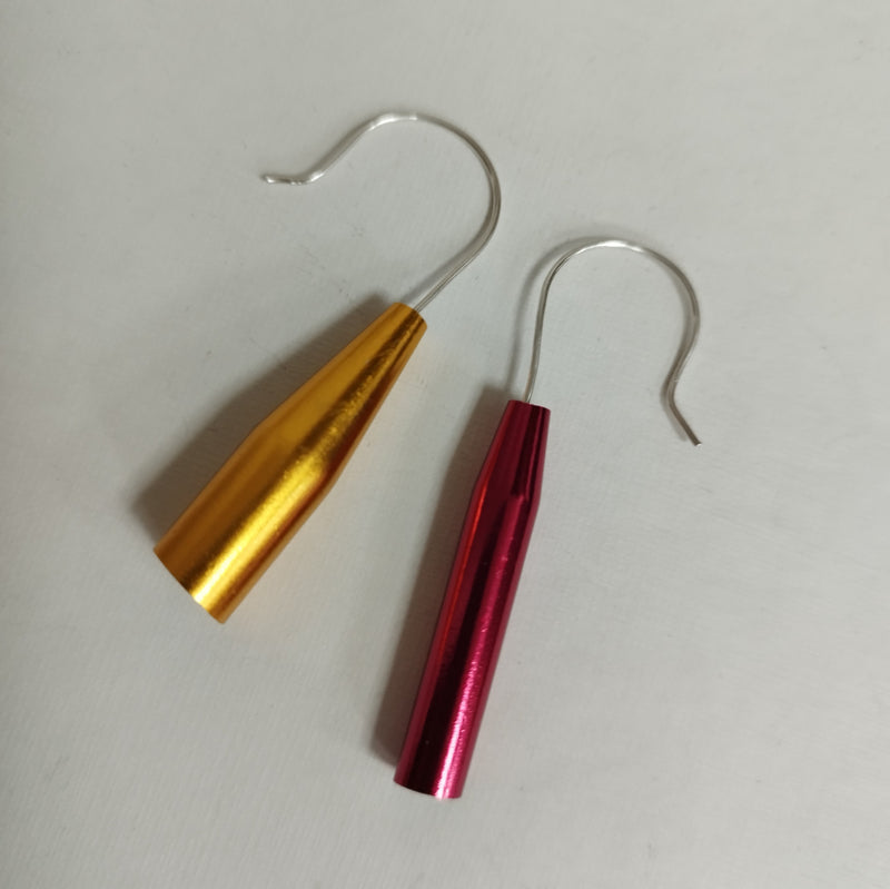 Aluminium mismatch conical pink & gold colour drop earrings