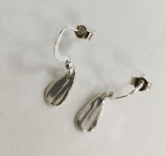 Silver bark textured tiny teardrop earrings