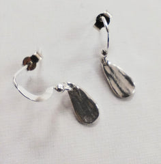 Silver bark textured tiny teardrop earrings
