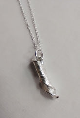 Silver rolled necklace