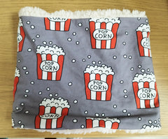 Kid's neck warmer/snood (4-11 years) - popcorn print