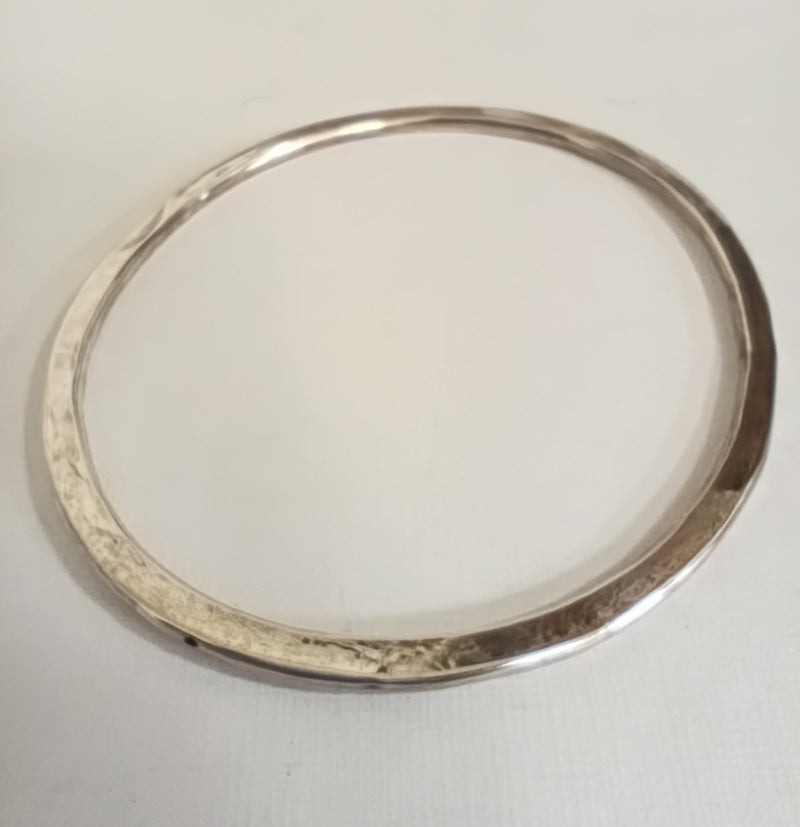 Sterling silver hammered oval bangle