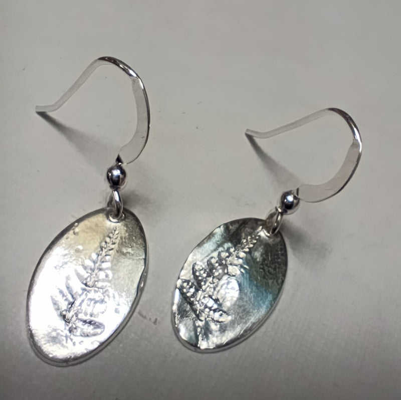 Fine silver fern imprinted oval earrings