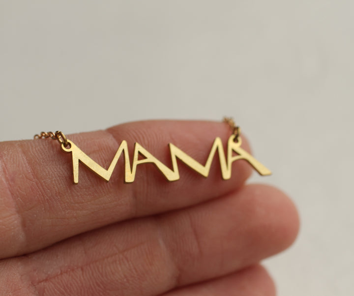 Mama necklace