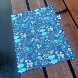 Waterproof sit mat - midnight magic print