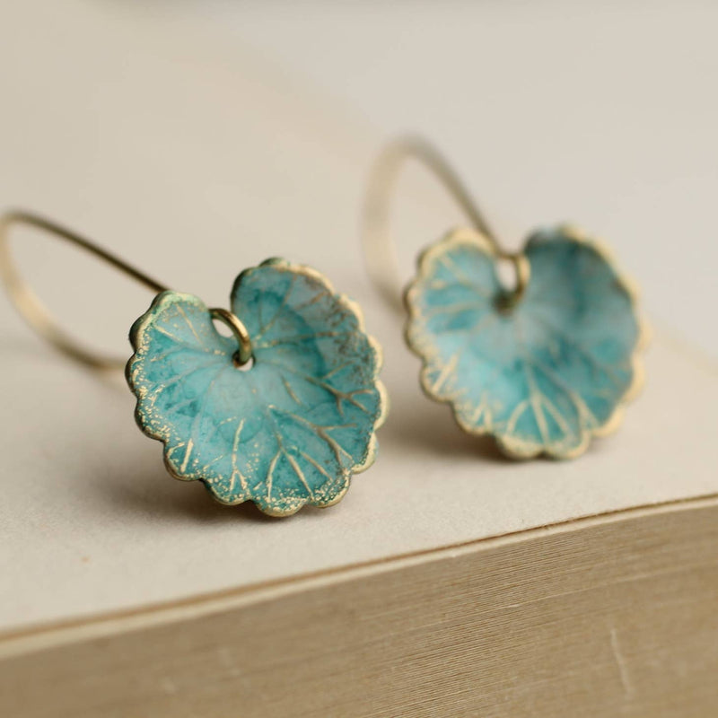 Leaf drop earrings (green or blue)