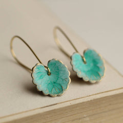 Leaf drop earrings (green or blue)