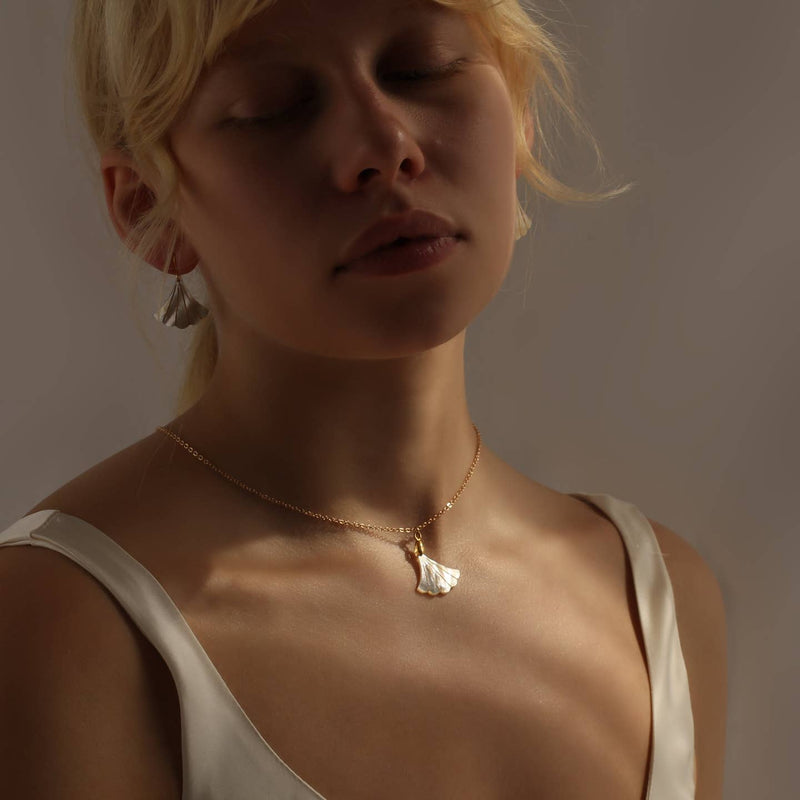 Mother of Pearl Art Deco earrings