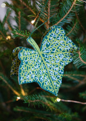 Paper Decorations (4 pack) - Winter foliage