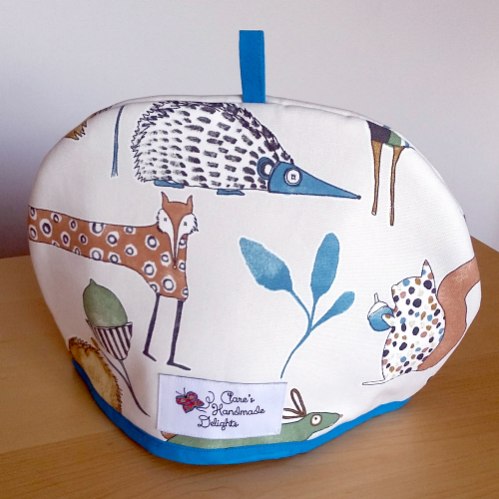 Tea cosy - Funky animals (small size size with Insul Bright® Insulated Wadding)