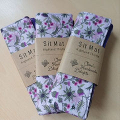 Waterproof sit mat - highland thistle print