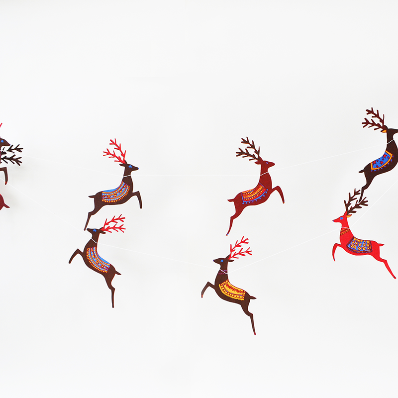 Paper garland - Reindeer (burgundy & red antlers)