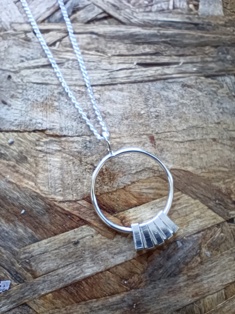 Sterling Silver 'motion' hoop necklace