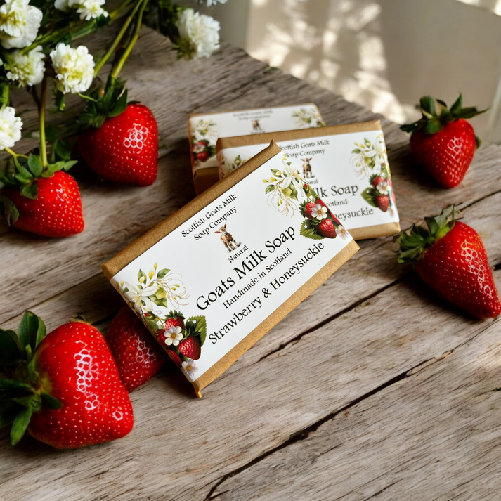 Handmade goats milk soap - Strawberry & Honeysuckle