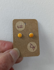 Ceramic plain stud earrings - smallest size, different colours available