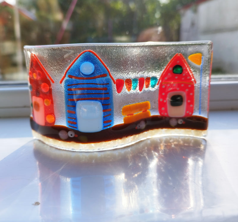 Beach huts S-shape glass picture