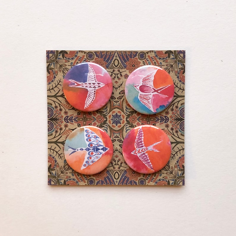 Set of 4 badges - Patterned Birds
