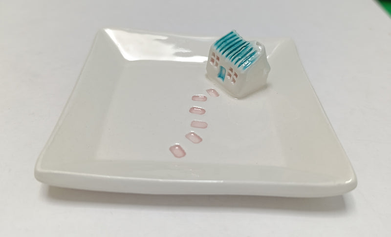 Ceramic Scottish bothy trinket dish