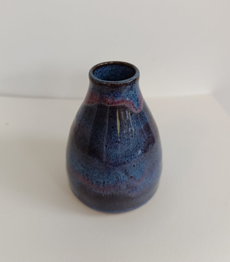 Hand thrown vase - Sunset glaze