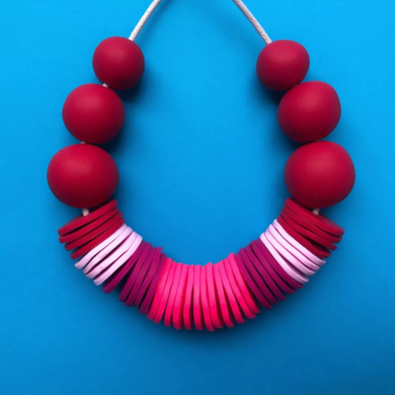 Statement bead necklace - pinks & reds