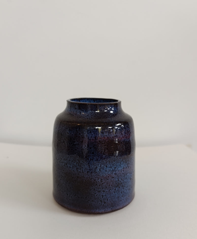 Hand thrown vase - Sunset glaze
