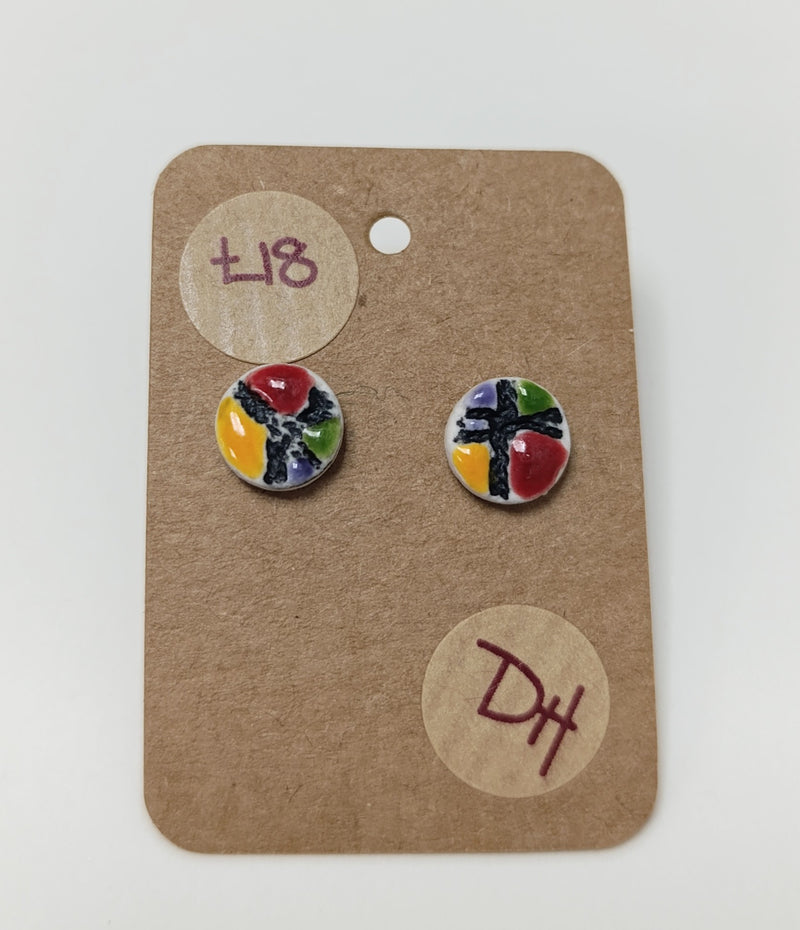 Ceramic lace imprinted stud earrings