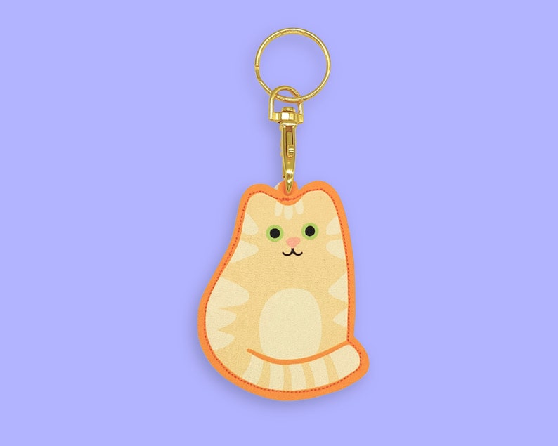 Pale ginger cat faux leather keyring