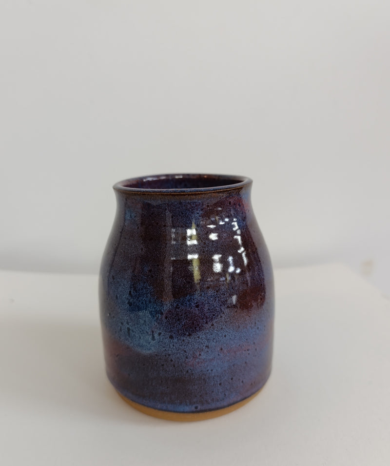 Hand thrown vase - Sunset glaze