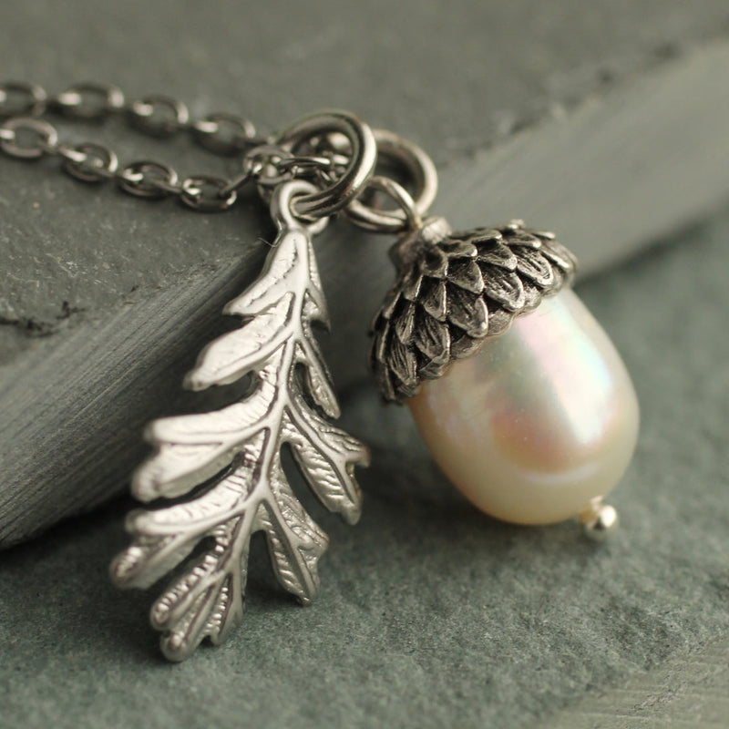 Freshwater Pearl Acorn with Oak Leaf necklace