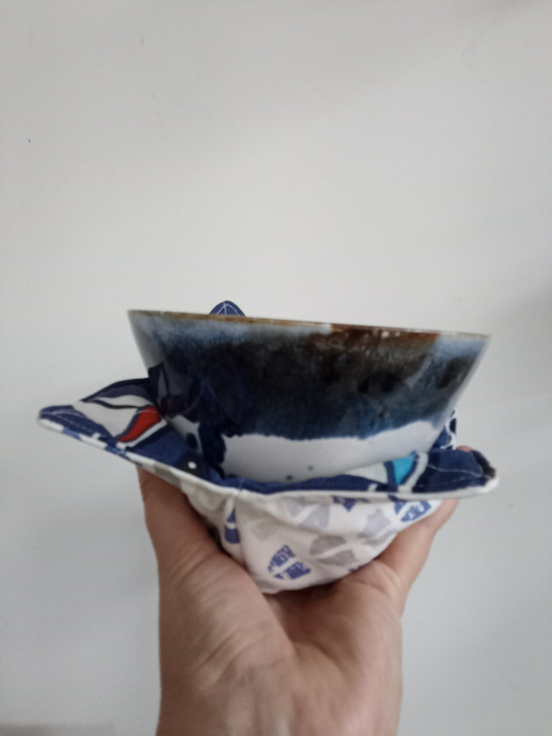 Bowl cosy - Seagulls/blue fabric