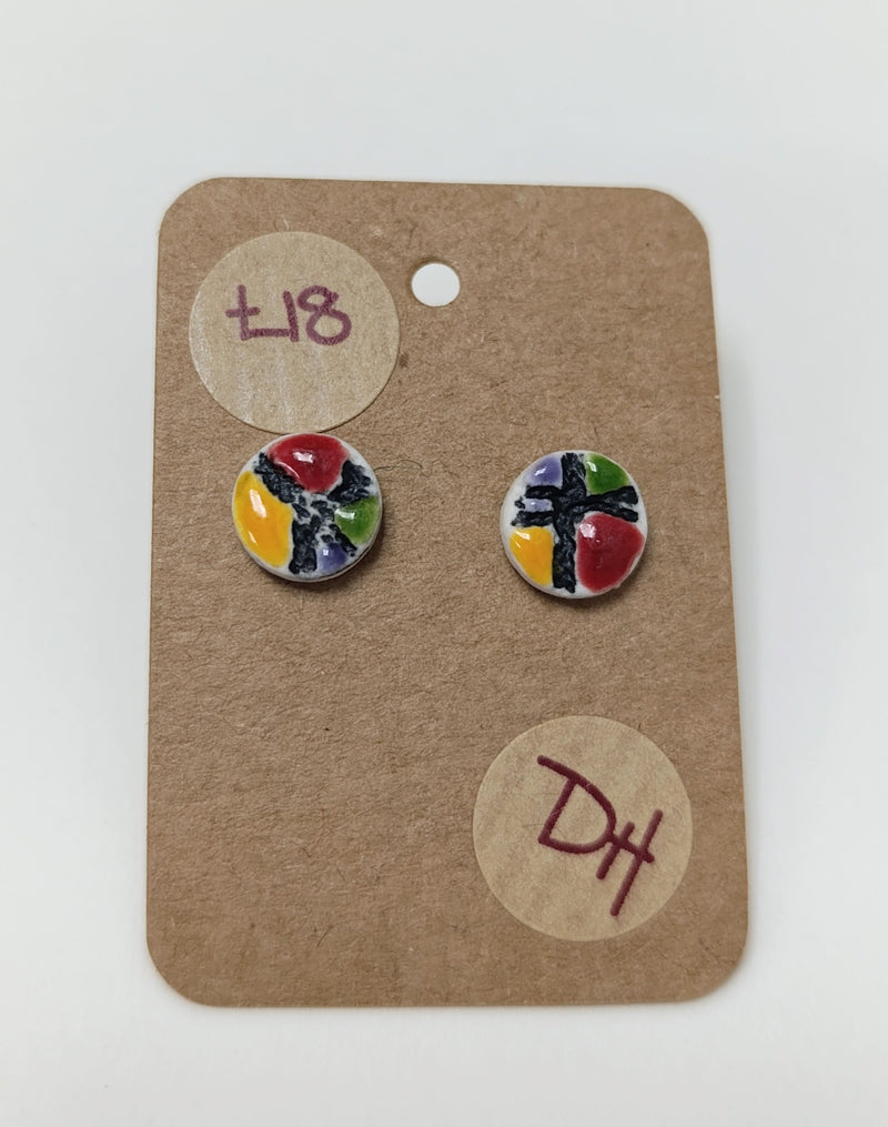 Ceramic lace imprinted stud earrings