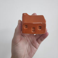 Ceramic Scottish bothy/plain style - different colours available