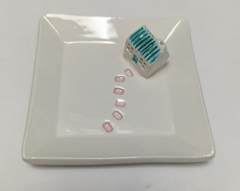 Ceramic Scottish bothy trinket dish