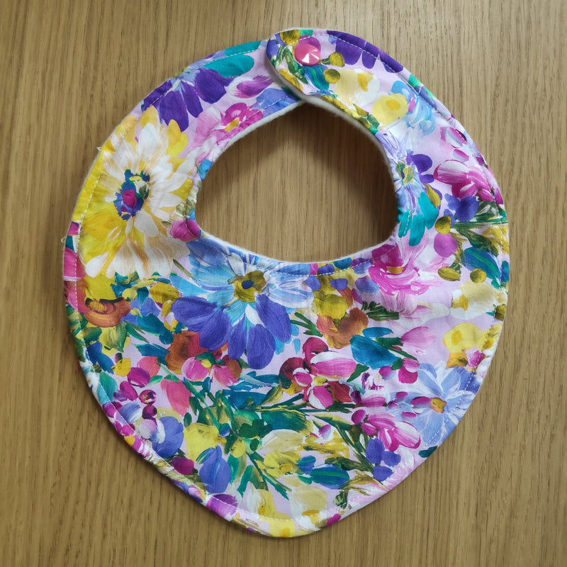 Dribble style bib - flowers