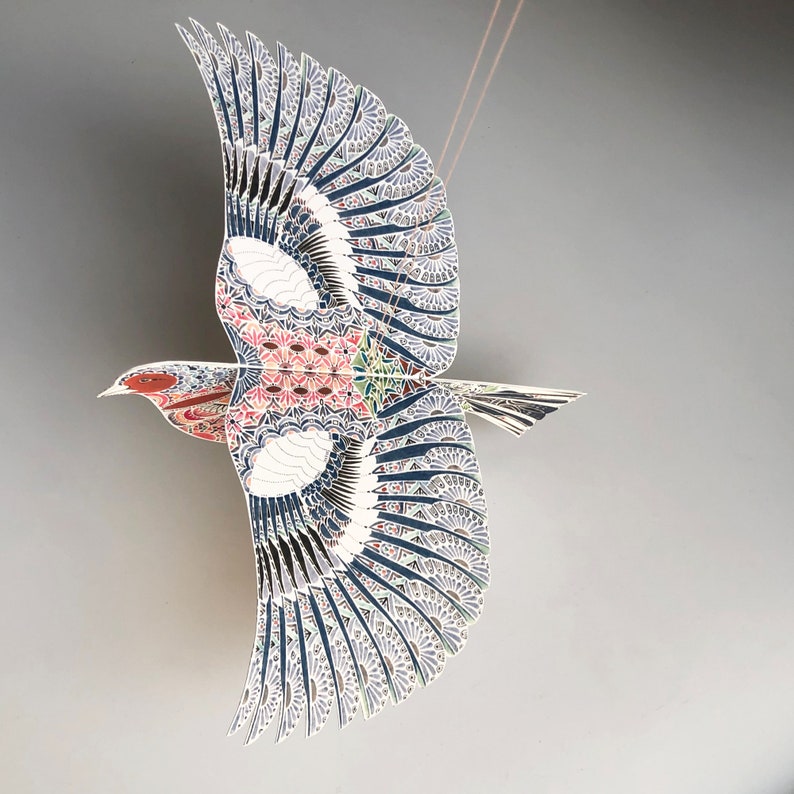 Pop up bird paper decoration