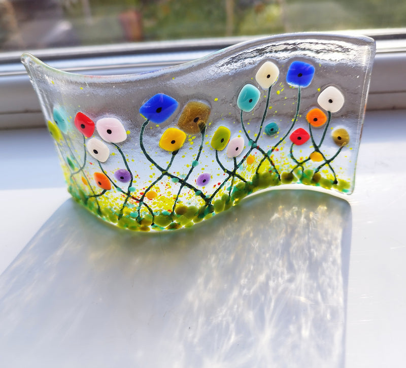 Wildflower S-shape glass picture