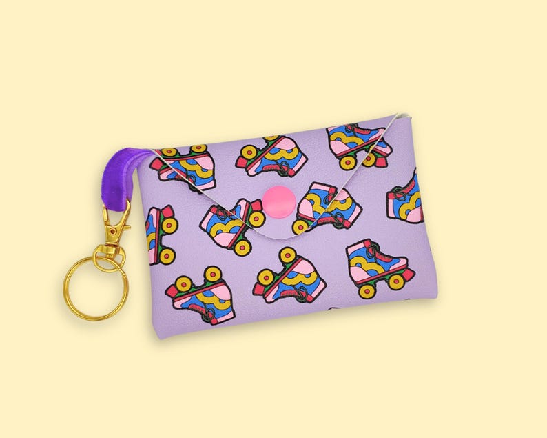 Mini faux leather pouch - roller skates
