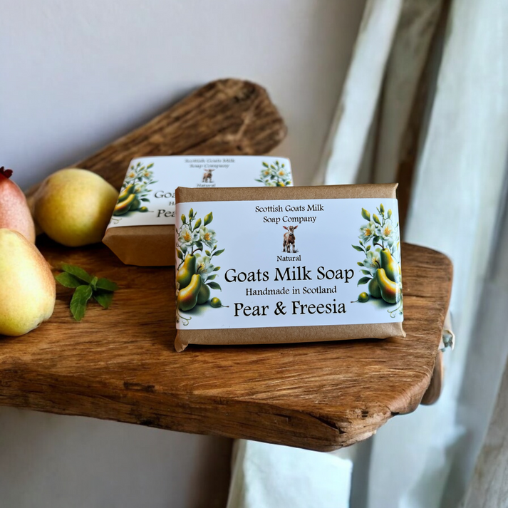 Handmade goats milk soap - pear & freesia