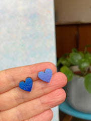 Ombre heart wooden studs