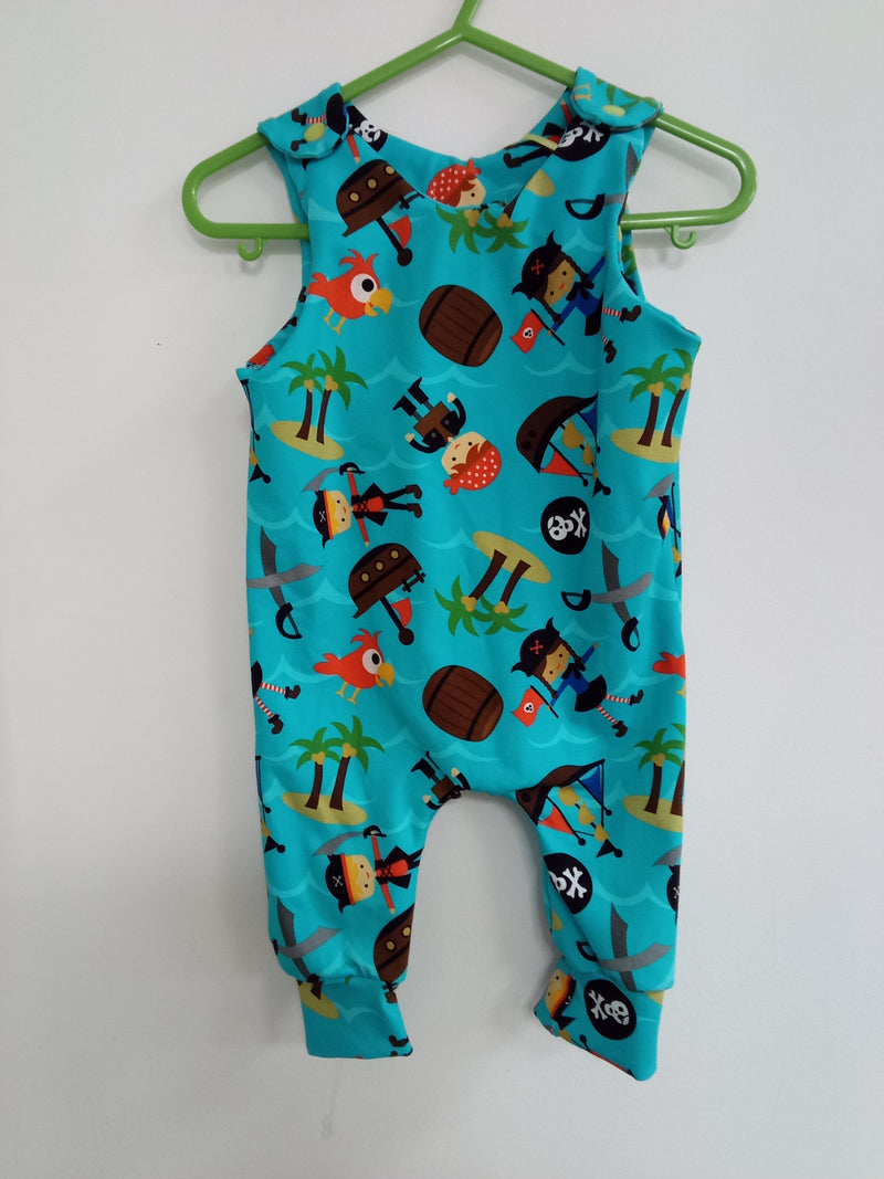 Romper suit - pirates (0-6 months)
